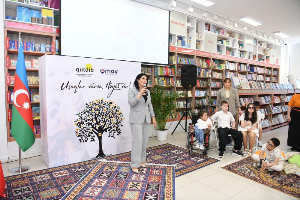 "Bir səhnə, min rəng, bir gələcək" - Uşaqlar danışdı, böyüklər dinlədi